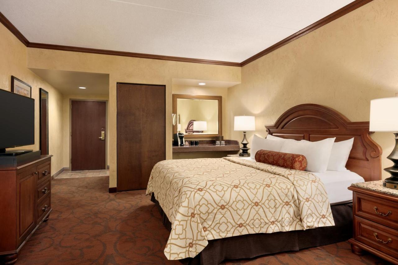 Chateau On The Lake Resort Spa And Convention Center Branson Kültér fotó
