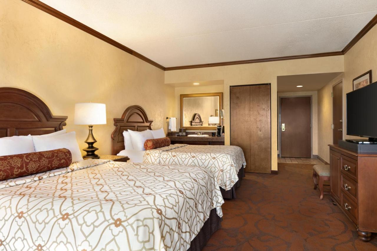 Chateau On The Lake Resort Spa And Convention Center Branson Kültér fotó